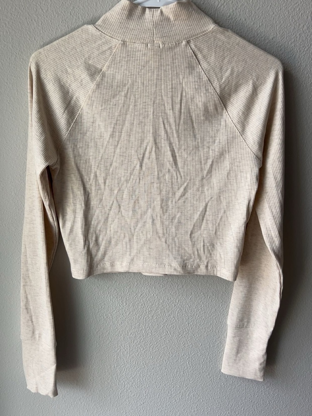 OFFLINE By Aerie Thumbs Up Heavyweight Mock Neck Crop Cream and Brown. Women’s M - Picture 5 of 7